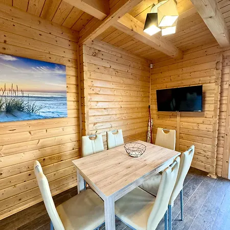 Slonecznikowa Dolina Lodge *