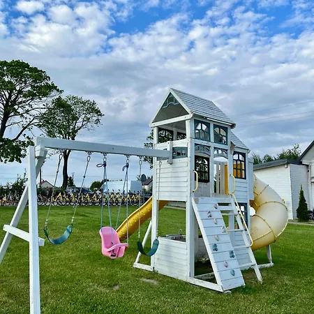 Domek letniskowy Słonecznikowa Dolina Sarbinowo