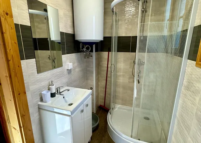 Slonecznikowa Dolina Lodge